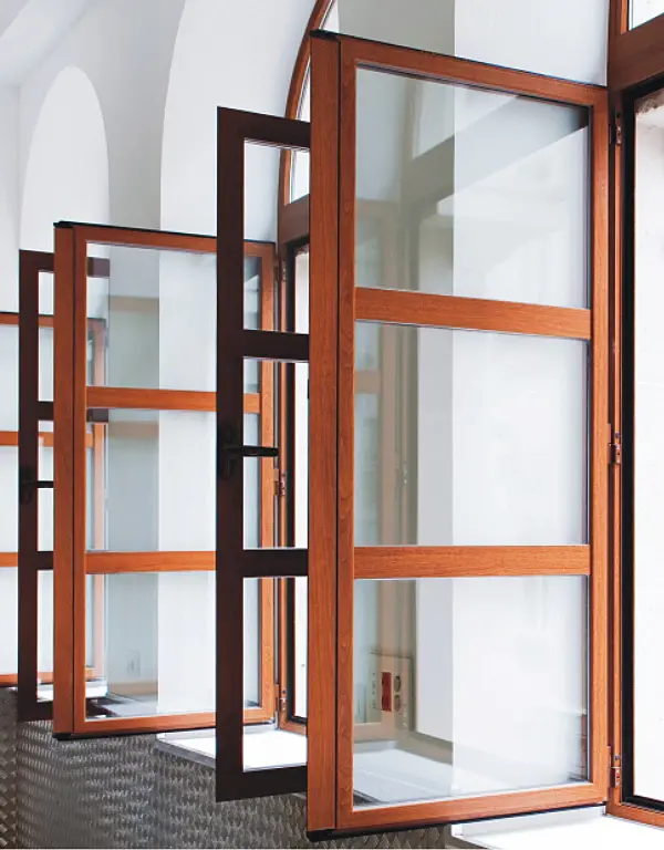 Sistema COR 3000 ventanas y puertas abisagradas de aluminio